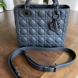 Dior Medium Ultramatte Lady